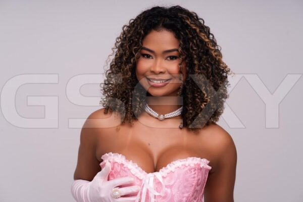 Acompanhante Mirella Fernandes
