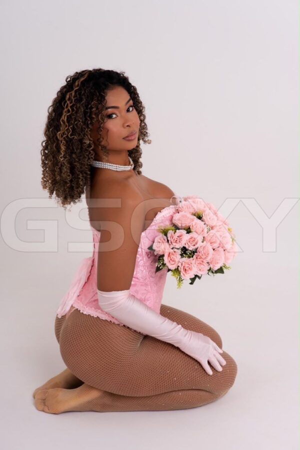 Acompanhante Mirella Fernandes
