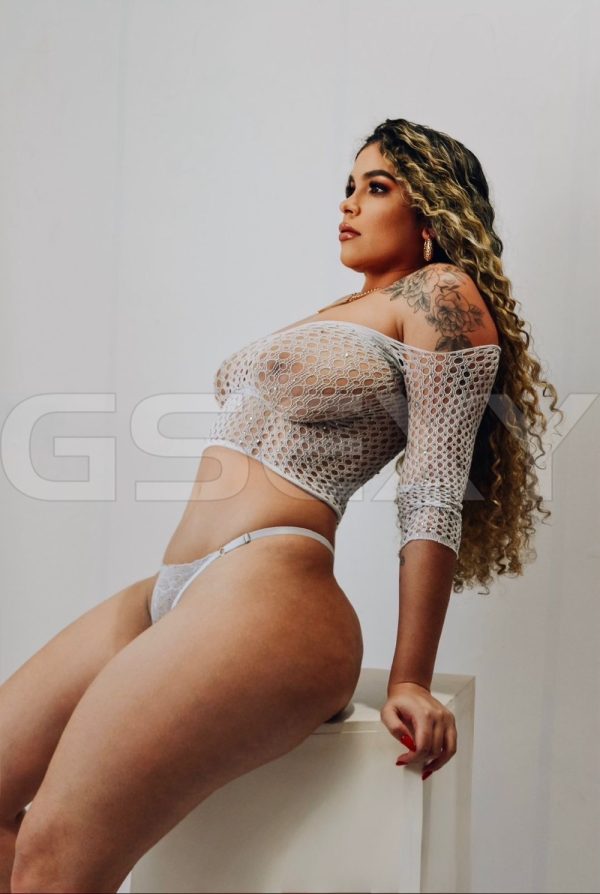 Acompanhante Aline Muniz em Campinas