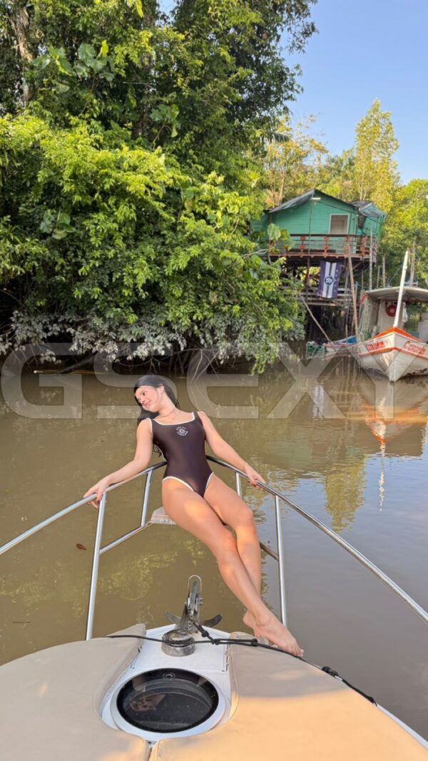 Acompanhante Ana Fernanda