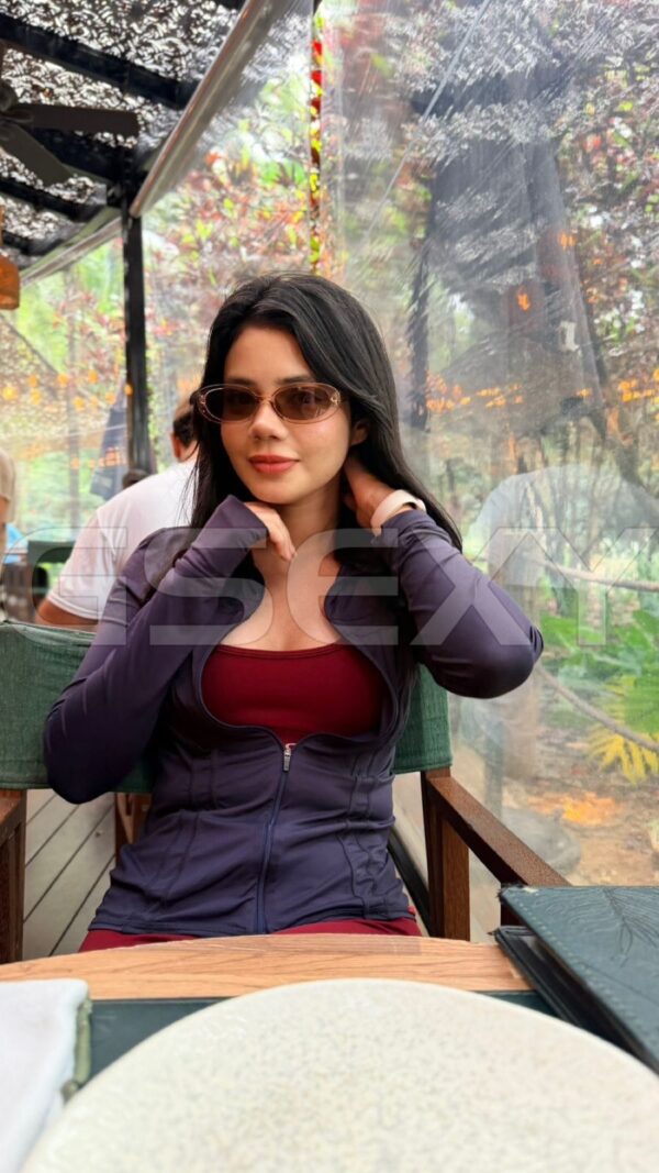 Acompanhante Ana Fernanda
