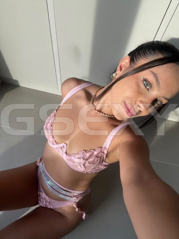 Acompanhante Angel Lovatelli