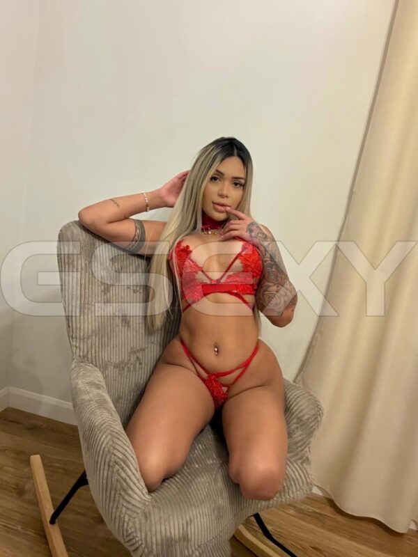 Acompanhante Camila Ferrari