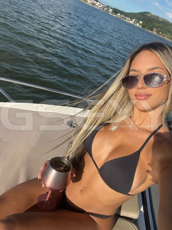 Acompanhante Camila Gomes