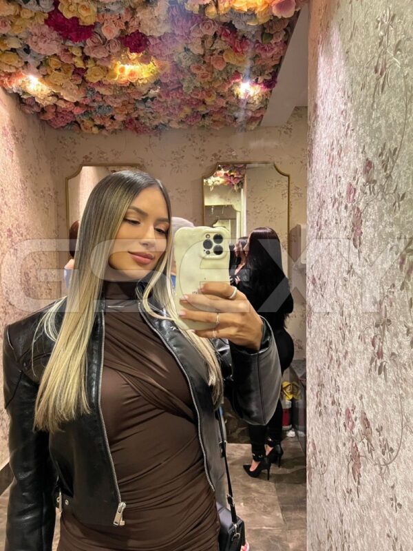 Acompanhante Camila Gomes