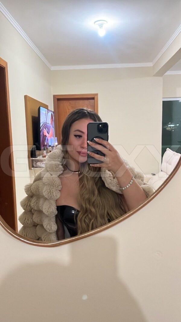 Acompanhante loira em Campinas - Camila Ventura