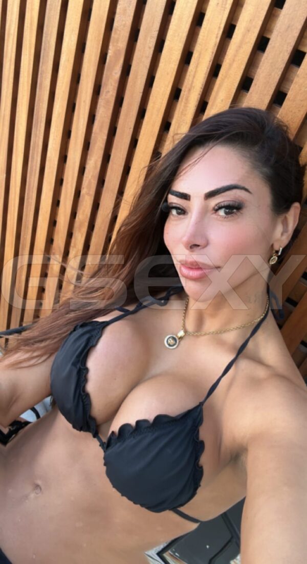 Acompanhante Cris Casttiel