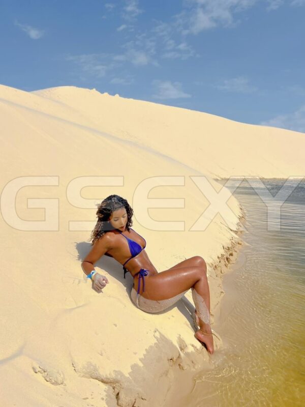 Acompanhante Evelyn Moreau
