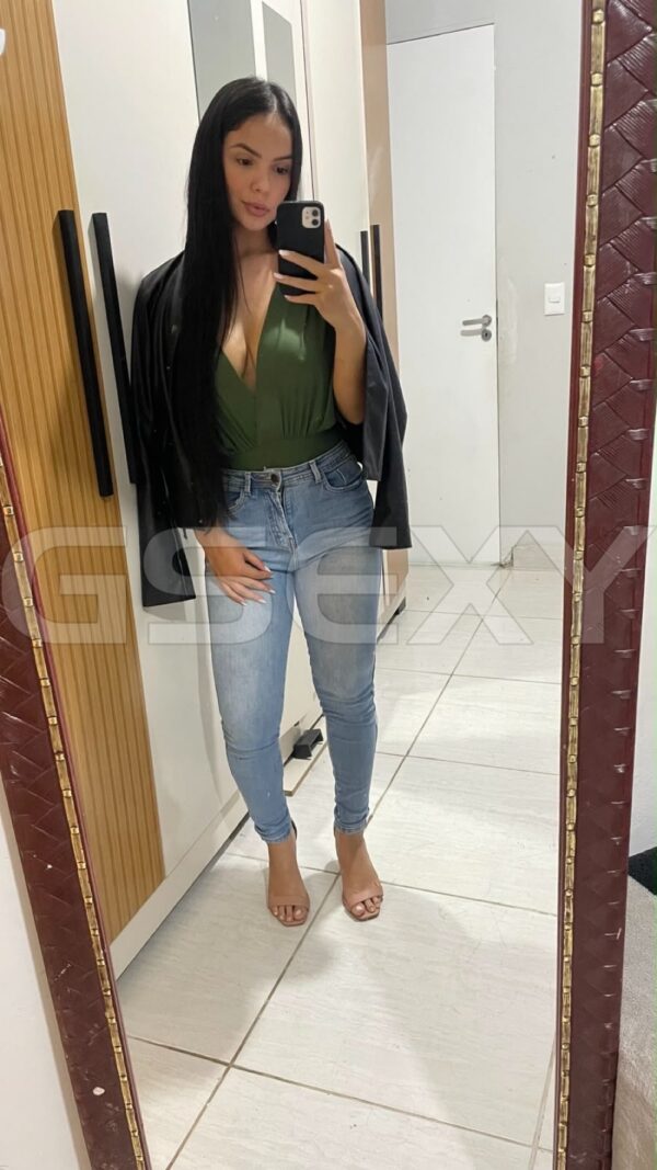 Acompanhante Julia Ventura