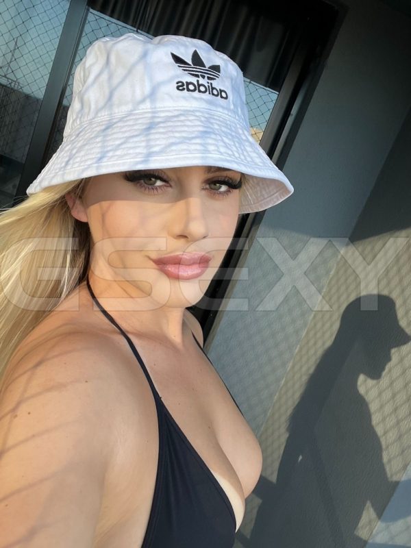 Acompanhante Letícia Salles