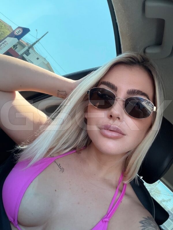 Garota de programa loira com local em Campinas - Letícia Salles