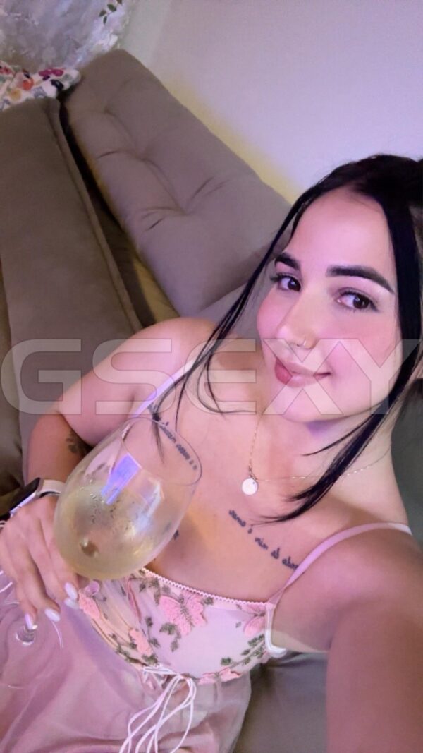 Acompanhante Marcela Bueno
