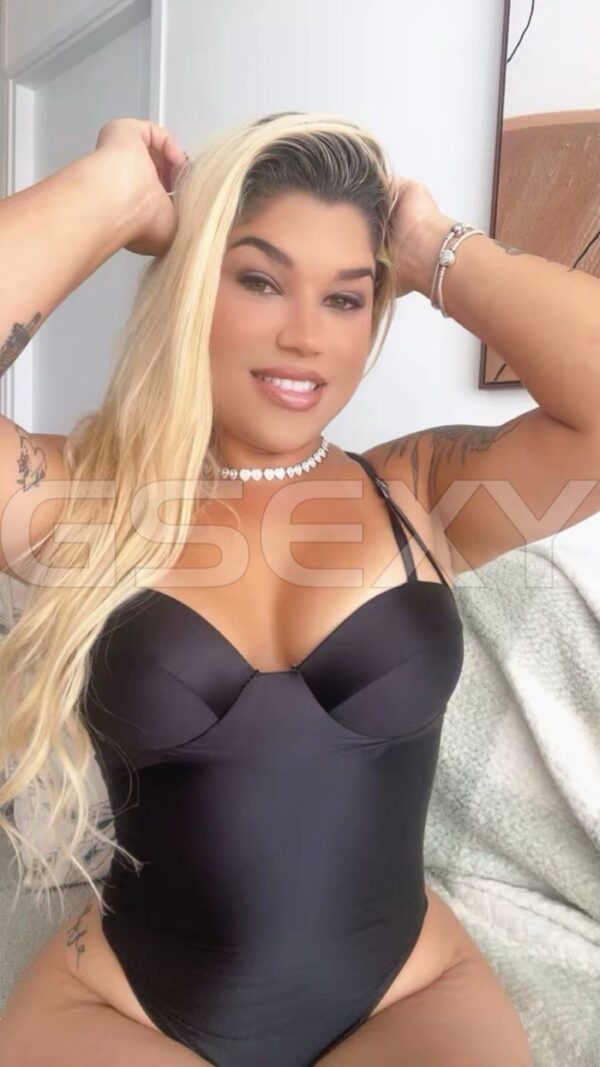 Acompanhante Micaela Ferraz