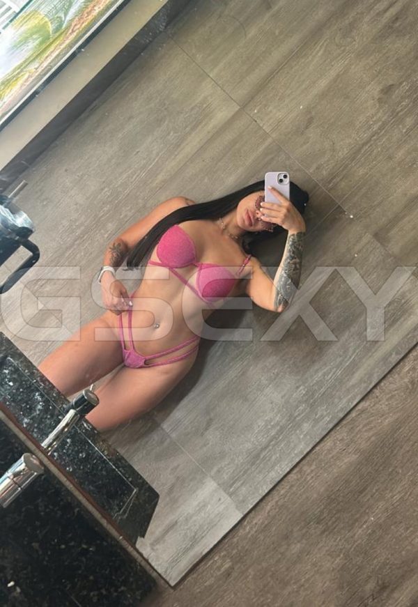 Acompanhante Pietra Lins em Campinas