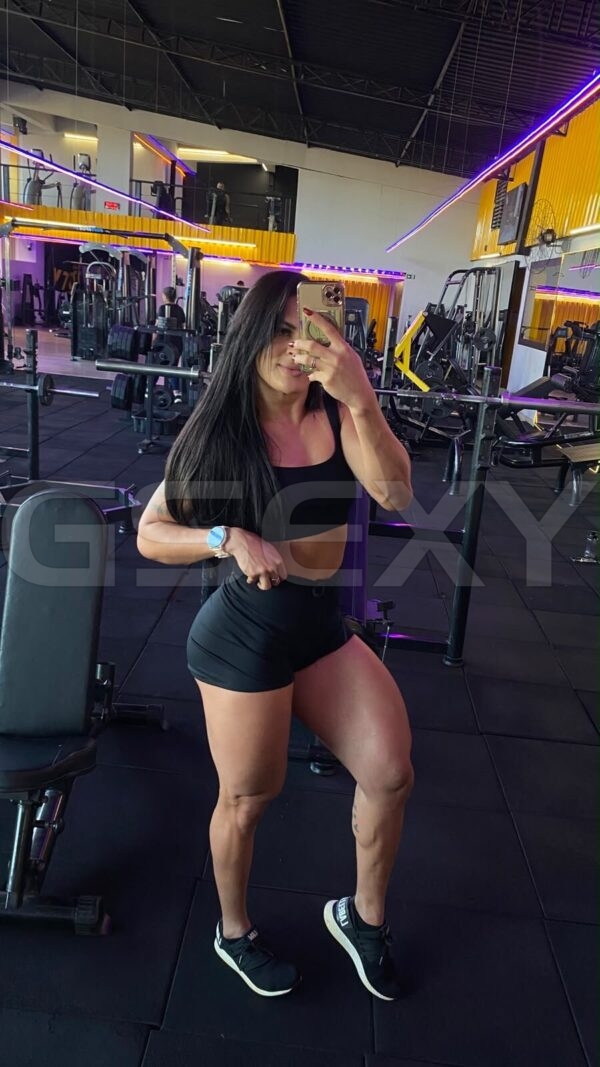 Fotos de Susu Ferrari, Gata Morena