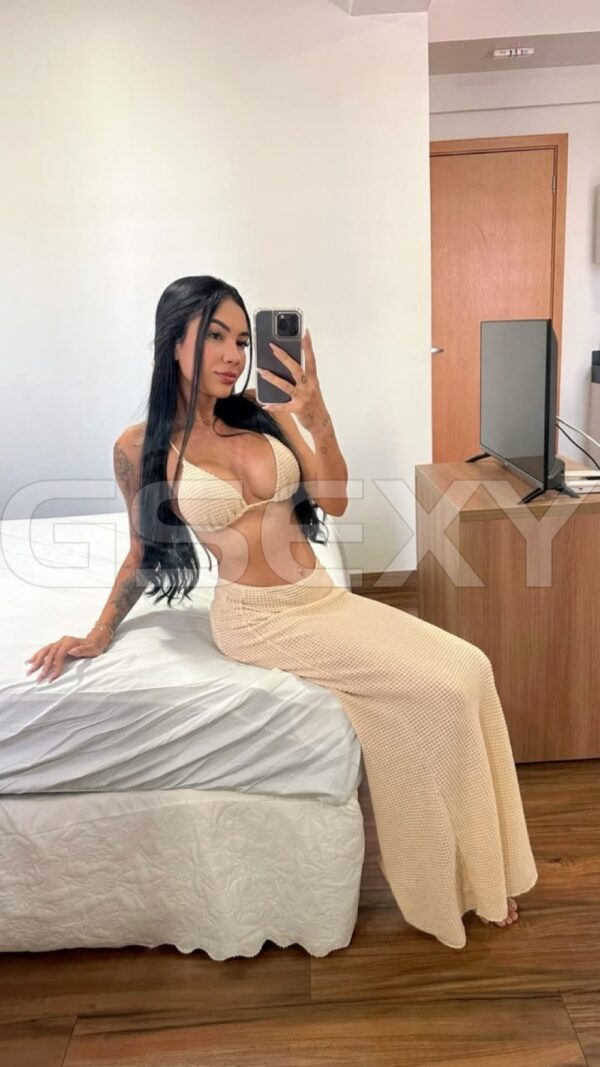 Acompanhante Yasmin Becker