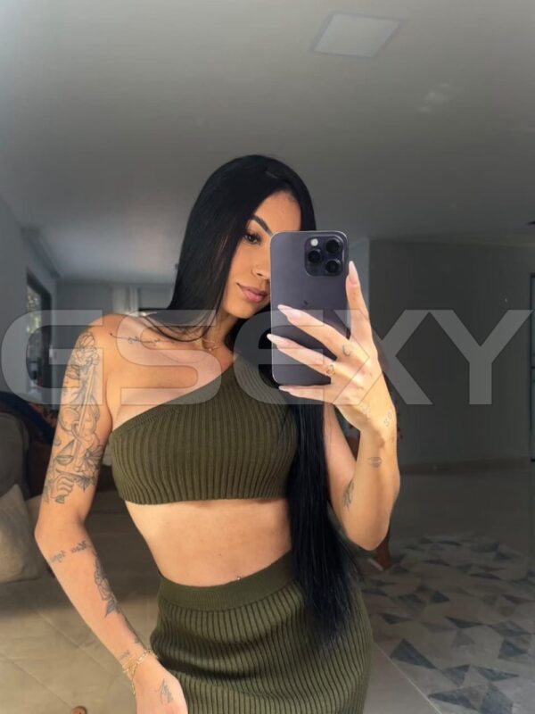Acompanhante Yasmin Becker